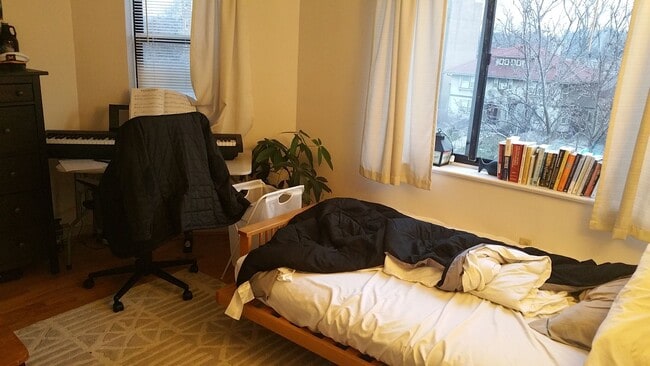 property at 1933 Commonwealth Ave