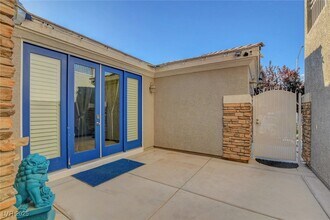 4125 W Erinbird Ave in North Las Vegas, NV - Building Photo - Building Photo