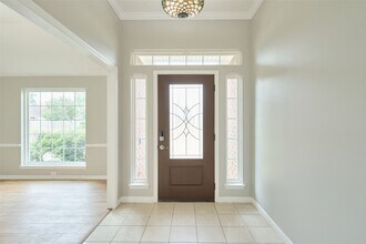 15854 Knolls Lodge Dr in Houston, TX - Building Photo - Building Photo