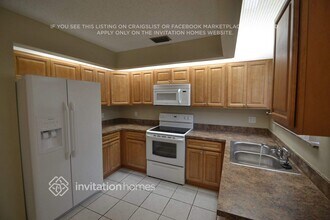1140 SW 111th Ave in Pembroke Pines, FL - Building Photo - Building Photo