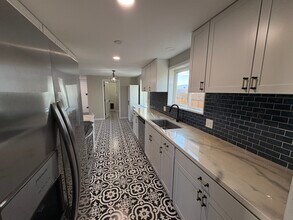 2435 Piros Dr in Colorado Springs, CO - Foto de edificio - Building Photo