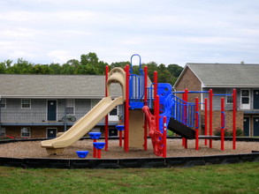 Alder Ridge Apartments in Winston-Salem, NC - Building Photo - Building Photo