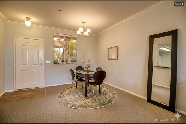 3840 Elijah Ct, Unit 824 in San Diego, CA - Foto de edificio - Building Photo