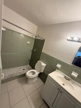 4121 NW 30th Terrace in Lauderdale Lakes, FL - Building Photo - Building Photo