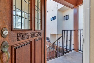 16865 Bayview Dr in Huntington Beach, CA - Building Photo - Building Photo