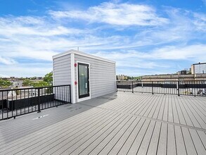 54 Colborne Rd, Unit 11 in Boston, MA - Building Photo - Building Photo