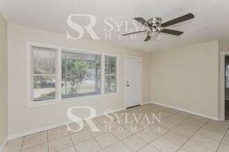 1962 Chenango Ave in Clearwater, FL - Building Photo - Building Photo