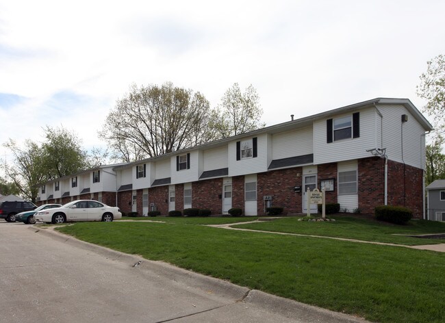 Bon Sue Apartments in Akron, OH - Foto de edificio - Building Photo
