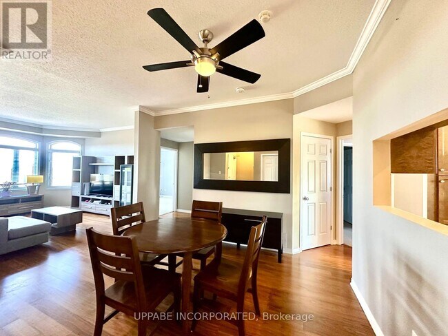 2086 Valin St in Ottawa, ON - Building Photo - Building Photo