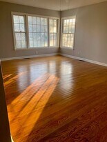 1801 W Cone Blvd in Greensboro, NC - Building Photo