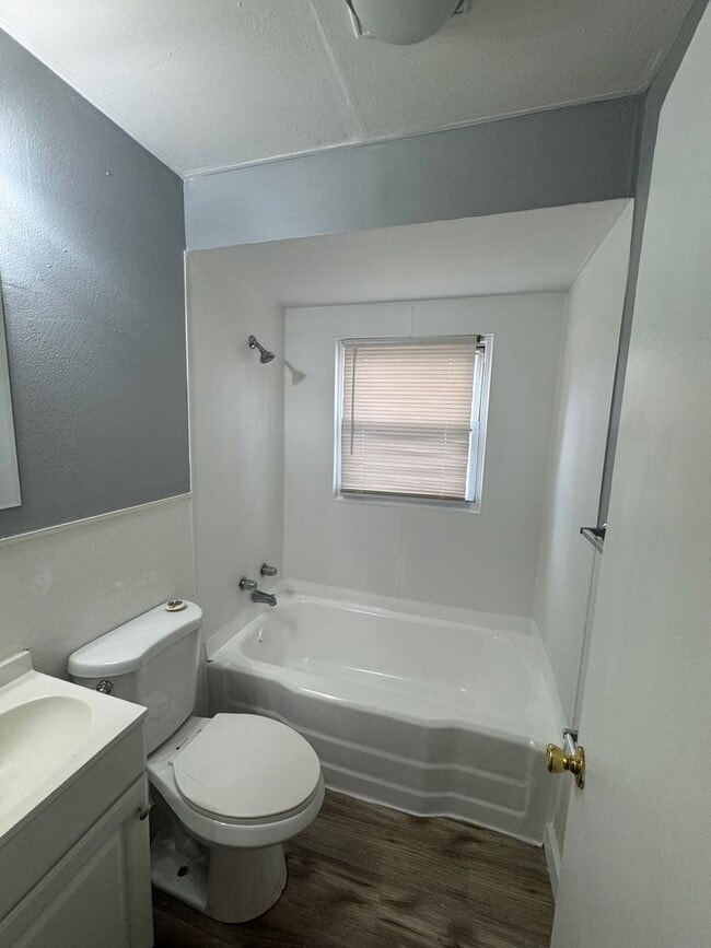 6156 Jackson Ave in Berkeley, MO - Building Photo - Building Photo