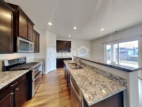 2746 Link Ave in Enumclaw, WA - Building Photo - Building Photo