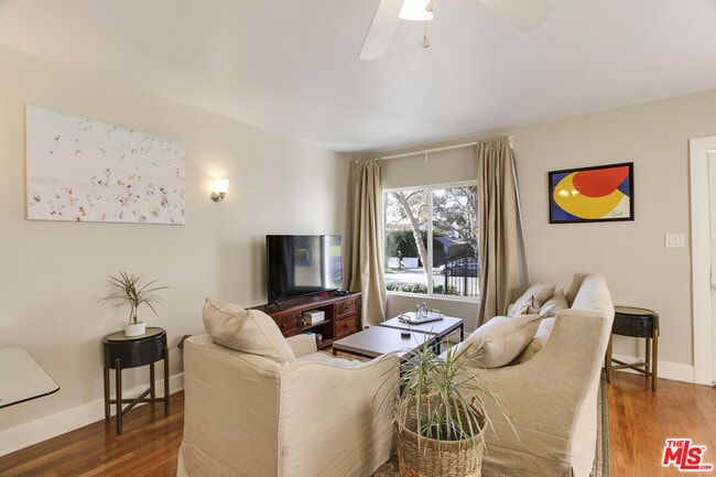 838 N Sycamore Ave in Los Angeles, CA - Building Photo - Building Photo