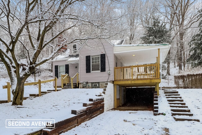 property at 915 W Sutter Rd