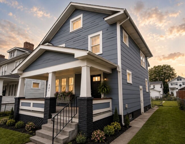 property at 281 N Ogden Ave