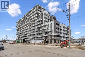 461 Green Rd in Stoney Creek, ON - Building Photo - Building Photo