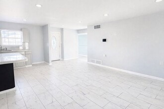 2501 Crown Ave in Odessa, TX - Building Photo - Building Photo