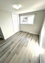 21 Grandview Ave in Paradise, NL - Building Photo - Building Photo