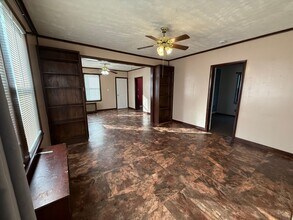 621 Springfield St in Chicopee, MA - Building Photo - Building Photo