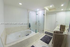 1331 Brickell Bay Dr, Unit # 1106 in Miami, FL - Foto de edificio - Building Photo