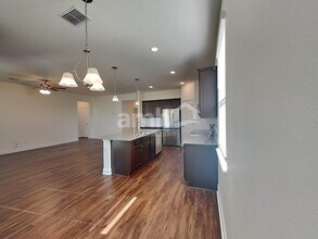 1002 Summer Stone Lp in Apopka, FL - Foto de edificio - Building Photo