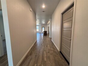 722 Freedom Cir in Nolanville, TX - Building Photo - Building Photo