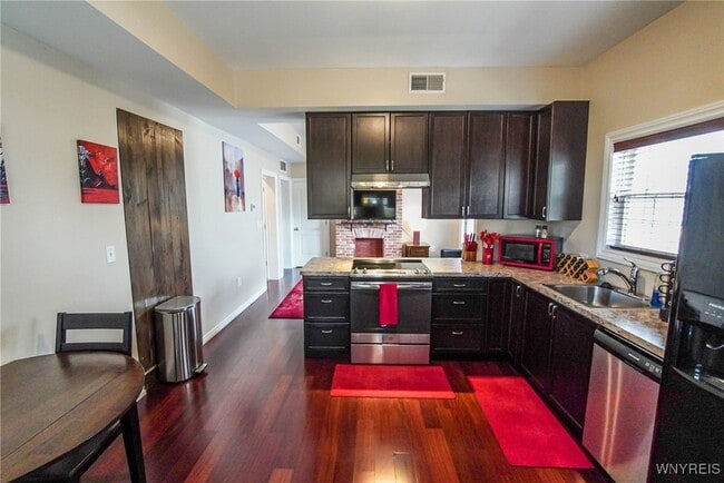 property at 67 Harvard Pl