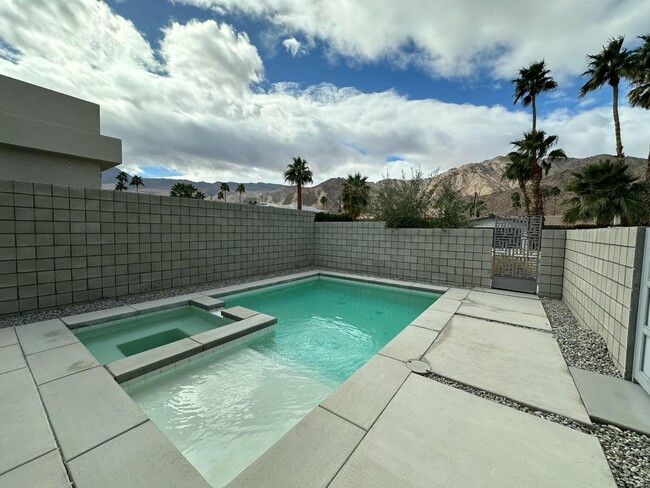 54620 Avenida Juarez in La Quinta, CA - Building Photo - Building Photo