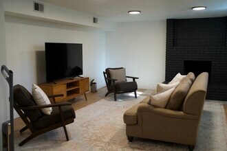 7050 S 2780 E in Cottonwood Heights, UT - Building Photo - Building Photo