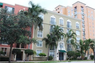 780 S Sapodilla Ave-Unit -514 in West Palm Beach, FL - Building Photo - Building Photo
