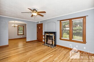 3423 Country Club Pl in Wichita, KS - Building Photo - Building Photo
