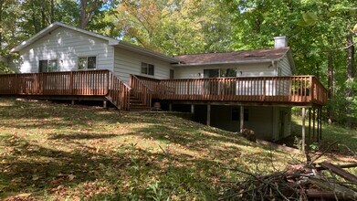 3710 N Overland Rd in Oneida, WI - Building Photo - Building Photo