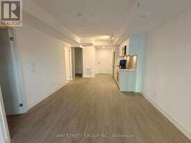 8 Cedarland Dr in Markham, ON - Building Photo