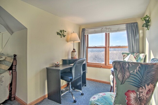 343 Ocean St in Barnstable, MA - Building Photo - Building Photo