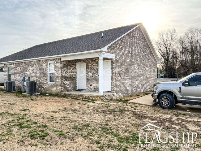 property at 101 Glenwood Trail