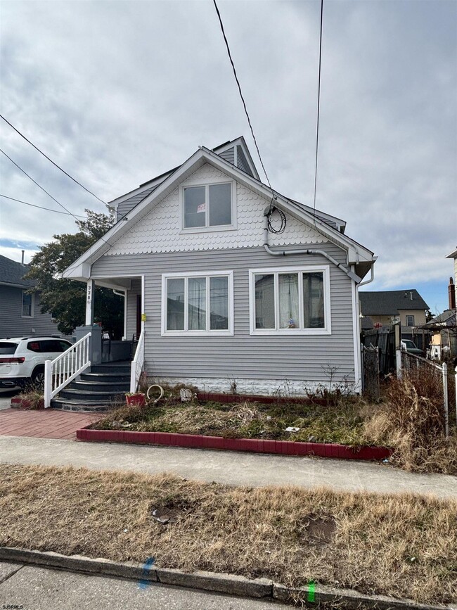 property at 338 N Harrisburg Ave