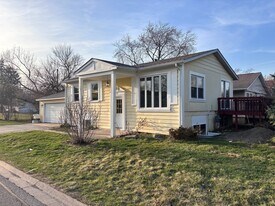 224 E Heather Terrace in Round Lake Beach, IL - Building Photo