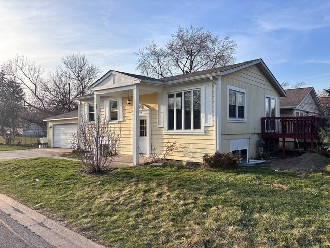 property at 224 E Heather Terrace