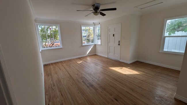 312 W Olive St in Inglewood, CA - Building Photo - Building Photo