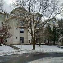 231 Hildred Dr, Unit Unit B in Burlington, VT - Building Photo