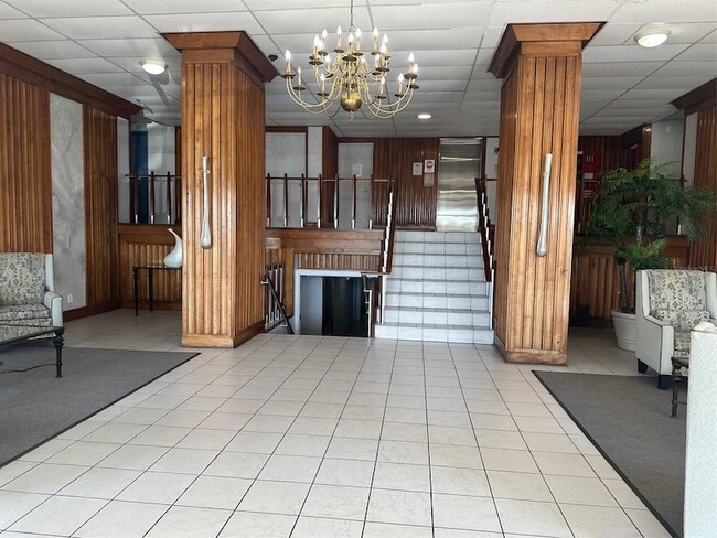 7200 Sunshine Skyway Ln S, Unit 6H in St. Petersburg, FL - Building Photo - Building Photo