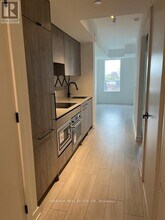 5-405 Lakeview Ave in Toronto, ON - Building Photo - Building Photo
