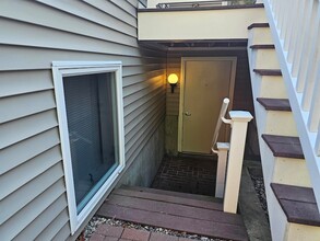 30 Sterling Ln in South Berwick, ME - Building Photo - Building Photo