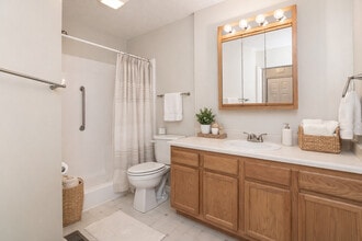 Shiloh Gardens Independent Living in Trotwood, OH - Building Photo - Building Photo