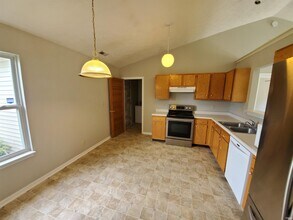 3104 Stratus Dr in West Lafayette, IN - Building Photo - Building Photo