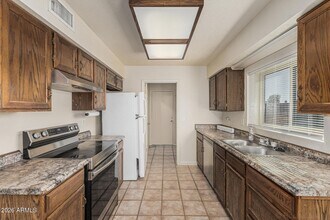 6850 W Cholla St in Peoria, AZ - Building Photo - Building Photo