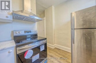 46 Springhurst Ave in Toronto, ON - Building Photo - Building Photo