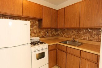 744 W Belmont Ave, Unit K01J in Chicago, IL - Building Photo - Building Photo