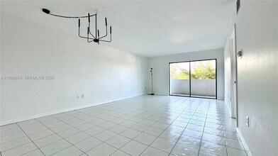 130 S Shore Dr in Miami Beach, FL - Building Photo - Building Photo