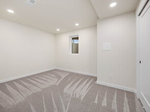 417 N Columbia St in Chelan, WA - Building Photo - Building Photo